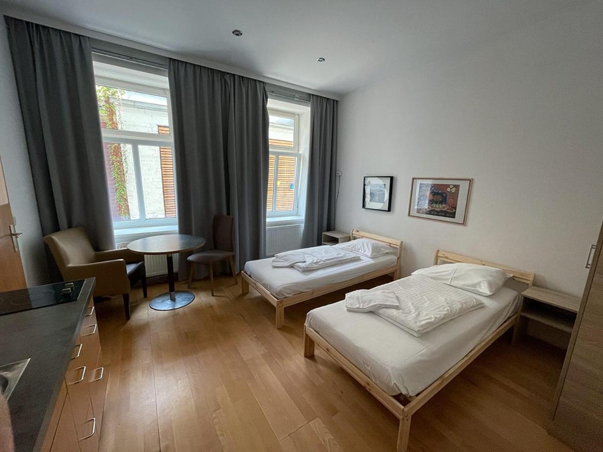 Metro Hostel